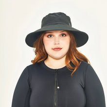 Charger l'image dans la galerie, Model Front: Uv Line Chapeau Souple/Capeline Hat Lyon Nac L Fem Black Upf50+