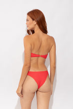 Charger l'image dans la galerie, Model Back: Rio De Sol Bas Bottom Cali-Flamingo Leblon