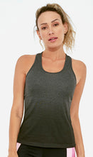 Charger l'image dans la galerie, Model Front: Alto Giro Fitness Haut Regata Skin Fit Degrade Cinza