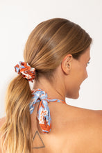 Charger l'image dans la galerie, Model Front: Rio De Sol Chouchou Olyra Scrunchie