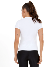 Charger l'image dans la galerie, Model Back: Alto Giro Fitness Haut T-Shirt Skin Fit Make It Fun Branco Optico