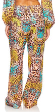 Charger l'image dans la galerie, Model Back: Luli Fama Pantalon De Plage Bottom Flare Diosa Salvaje