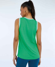 Charger l'image dans la galerie, Model Back: Alto Giro Fitness Haut Regata Nylon Dry Alongada Verde Classic