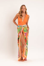 Charger l'image dans la galerie, Model Front: Rio De Sol Pareo Tropical Canga