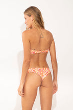 Charger l'image dans la galerie, Model Back: Rio De Sol Ensemble Set Ditsy-Butter Sara Nice