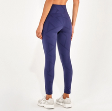 Charger l'image dans la galerie, Model Back: Alto Giro Fitness Bas Legging Circuit Blackout Cinza Graystone