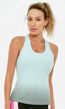 Charger l'image dans la galerie, Model Front: Alto Giro Fitness Haut Regata Skin Fit Degrade Menta