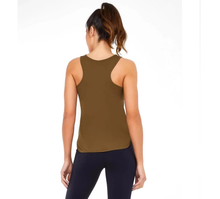 Charger l'image dans la galerie, Model Back: Alto Giro Fitness Haut Regata Skin Fit Inspiracional Verde Olive
