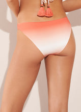Charger l'image dans la galerie, Model Back: Maaji Bas Bottom Sunrise Flirt Rocks