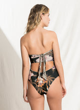 Charger l'image dans la galerie, Model Back: Maaji Une Pièce Yvonne Python