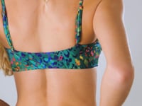 Charger et lire la vidéo dans la visionneuse de la Galerie, Video: Rio De Sol Haut Top Wilds Bandeau-Reto