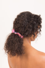 Charger l'image dans la galerie, Model Front: Rio De Sol Chouchou Amore-Pink Scrunchie
