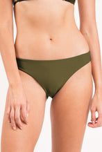 Charger l'image dans la galerie, Gallery: Rio De Sol Bas Bottom Shimmer-Croco Essential-Comfy