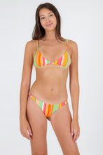 Charger l'image dans la galerie, Model Front: Rio De Sol Bas Bottom Utah Leblon