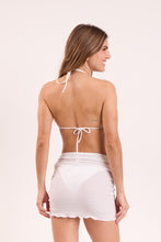 Charger l'image dans la galerie, Model Back: Rio De Sol Jupe De Page Memphis-White Mini Skirt Ruched