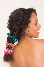 Charger l'image dans la galerie, Image 02: Rio De Sol Chouchou Rain Scrunchie