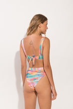 Charger l'image dans la galerie, Model Back: Rio De Sol Ensemble Set River Halter-Cos Hotpant-Cos