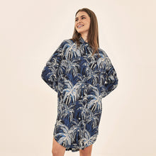 Charger l'image dans la galerie, Model Front: Uv Line Chemise Shirtdress Ipanema Coqueiros Marinho Upf50+
