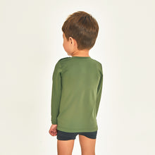 Charger l'image dans la galerie, Model Back: Uv Line T-Shirt Longsleeve Baby Verde Militar Upf50+
