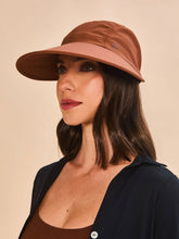 Charger l'image dans la galerie, Image 02: Uv Line Casquette Visor Capri Colors Nac Fem Coniac Upf50+
