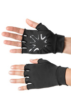 Charger l'image dans la galerie, Model Front: Uv Line Gants Short Gloves Uni Black Upf50+
