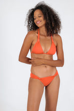 Charger l'image dans la galerie, Model Front: Rio De Sol Bas Bottom Light-Peach Mel
