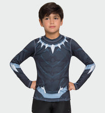 Charger l'image dans la galerie, Model Front: Uv Line T-Shirt Acqua Pantera Negra V20 Ml Inf Estampa
