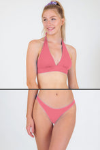 Charger l'image dans la galerie, Model Front: Rio De Sol Ensemble Set Confetti Halter-Cos Essential-Comfy
