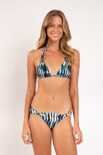 Charger l'image dans la galerie, Model Front: Rio De Sol Bas Bottom Azule Mel-Comfy
