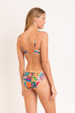 Charger l'image dans la galerie, Model Back: Rio De Sol Ensemble Set Love-Trip Bandeau-Joy Essential-Comfy
