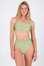 Charger l'image dans la galerie, Model Front: Rio De Sol Haut Top Oliva Bandeau-Reto
