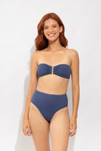 Charger l'image dans la galerie, Model Front: Rio De Sol Bas Bottom Carmel-Blue Hotpants
