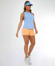 Charger l'image dans la galerie, Model Front: Alto Giro Fitness Haut Regata Skin Fit Costas C/ Recorte Tule Azul Soft
