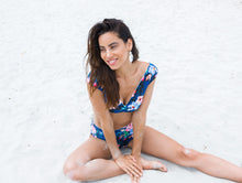 Charger l'image dans la galerie, Image 08: Saha Haut Top Aurora Floral Night
