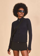 Charger l'image dans la galerie, Model Front: Uv Line T-Shirt Jacket Fem New Fit Black Upf50+
