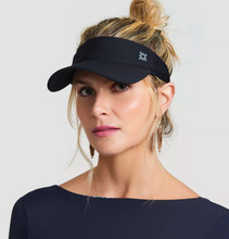Charger l'image dans la galerie, Model Front: Uv Line Visière Visor Athletic Dry Fem Black Upf50+
