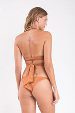 Charger l'image dans la galerie, Model Back: Rio De Sol Bas Bottom Nocciola Cheeky-Fixa

