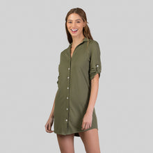 Charger l'image dans la galerie, Image 02: Uv Line Vêtement De Plage Shirtdress Copenhagen Verde Militar Upf50+

