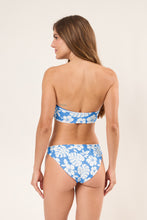 Charger l'image dans la galerie, Model Back: Wednesday In Hawaii By Rio De Sol Ensemble Set Pua-Pacifica Lani Waikiki
