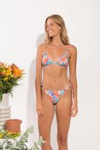 Charger l'image dans la galerie, Model Front: Rio De Sol Ensemble Set Zinnia Tri-Inv Ibiza
