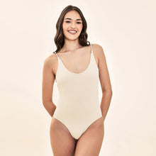 Charger l'image dans la galerie, Model Front: Uv Line Une Pièce Duna Body Textura Upf50+
