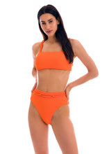 Charger l'image dans la galerie, Model Front: Rio De Sol Bas Bottom St-Tpz-Tangerina Hotpant-High
