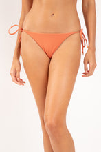 Charger l'image dans la galerie, Gallery: Rio De Sol Bas Bottom Sand-Argila Cheeky-Micro
