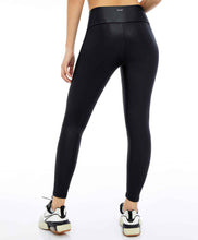 Charger l&#39;image dans la galerie, Legging Couro Com Recorte Rebatidos Preto
