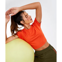 Charger l'image dans la galerie, Image 02: Alto Giro Fitness Haut T-Shirt Skin Fit Cropped 1983 Laranja Pitanga
