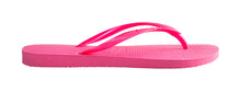 Charger l'image dans la galerie, Model Back: Havaianas Tongs Slim Shocking Pink
