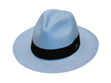Charger l'image dans la galerie, Model Front: De Punta En Blanco Chapeau Panama Classic Sky
