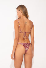 Charger l'image dans la galerie, Model Back: Rio De Sol Ensemble Set Dune Lia Ibiza
