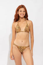 Charger l'image dans la galerie, Model Front: Rio De Sol Bas Bottom Yellow-Feline Mel
