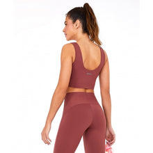 Charger l'image dans la galerie, Model Back: Alto Giro Fitness Haut Top Bodytex Ii Com Laser Marrom Mahogany
